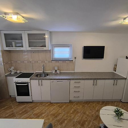 Apartman Vukalovic 特雷比涅 外观 照片