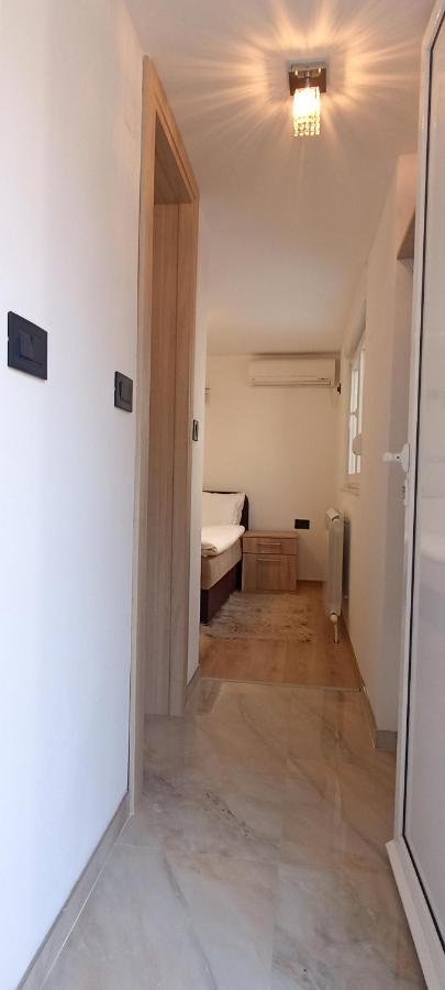 Apartman Vukalovic 特雷比涅 外观 照片