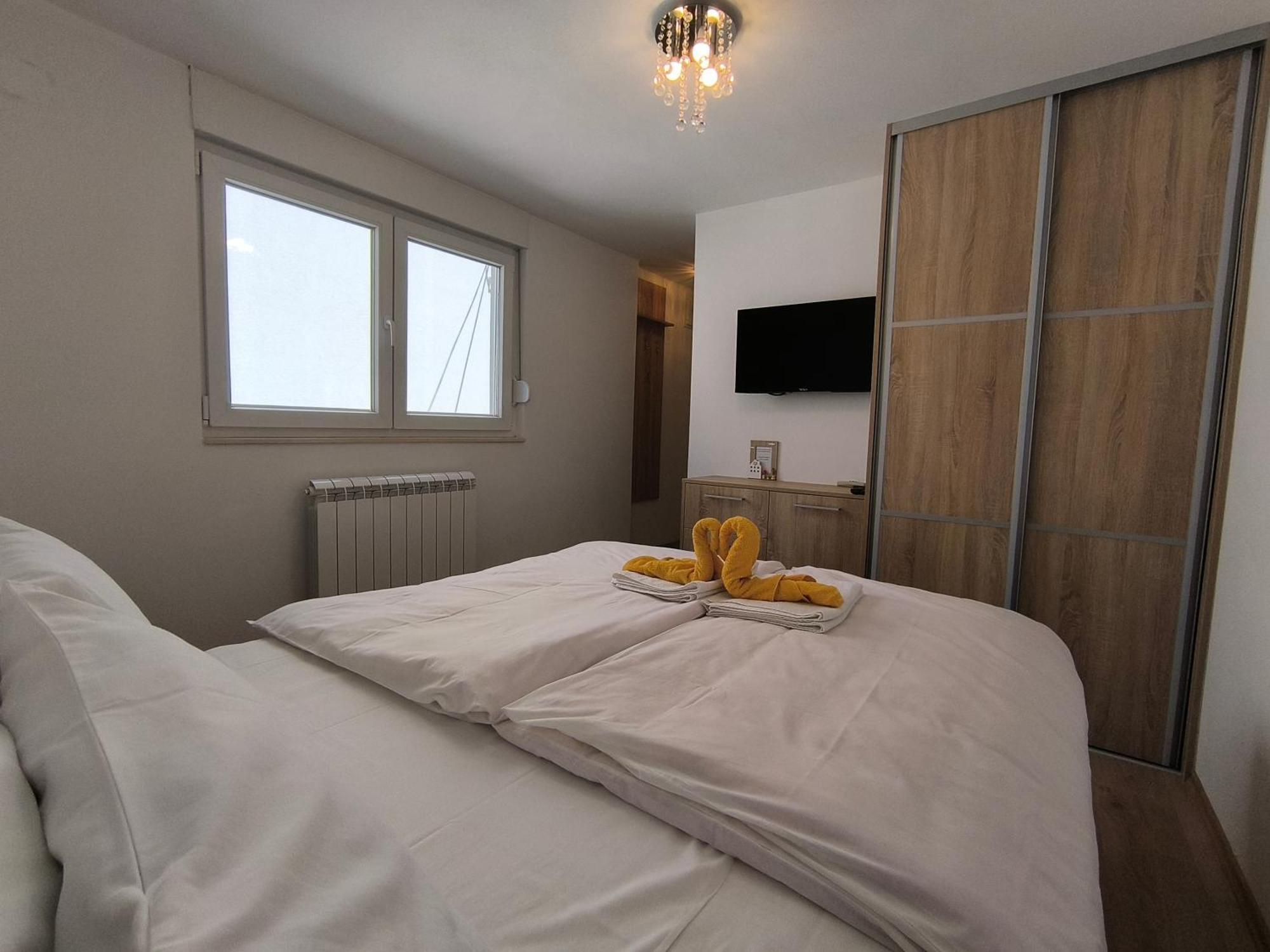 Apartman Vukalovic 特雷比涅 外观 照片